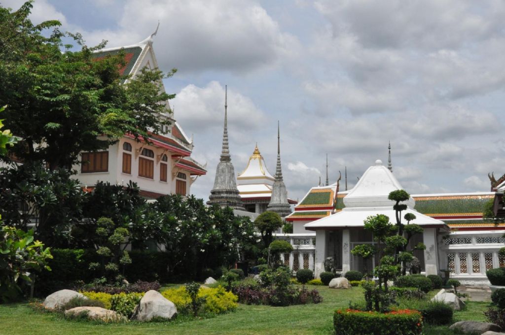 <i><b>Bangkok - Cha Am-44</b></i>